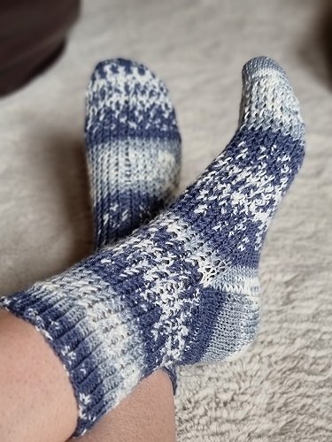 Blog-Inhaltsbild für 'Kostenlose Strickanleitung Norwegersocken'
